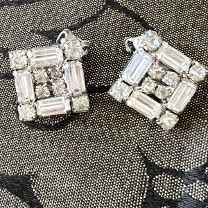 Weiss vintage crystals clip on earrings